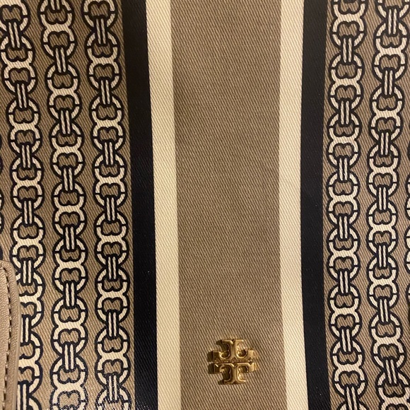 NFS Tory Burch Gemini Link tote - Picture 8 of 8